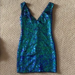 Mermaid mini dress size: XS